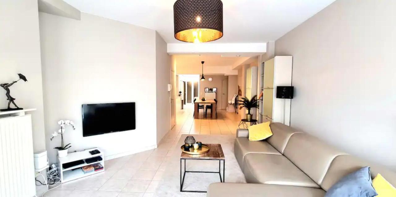 Familie Appartement Hartje Knokke Met Optie Parking Esterno foto